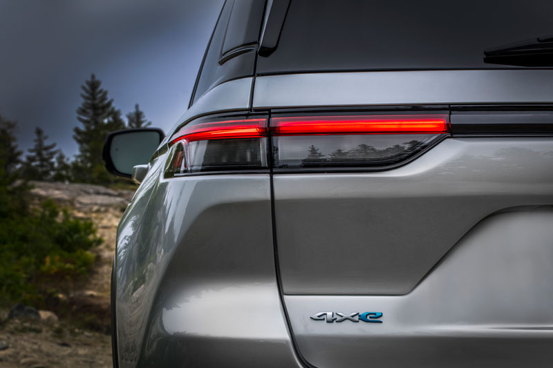 The planned Stellantis-Samsung SDI battery production joint venture is expected to produce batteries for vehicles like the Jeep Grand Cherokee 4xe (pictured). // Courtesy of Stellantis