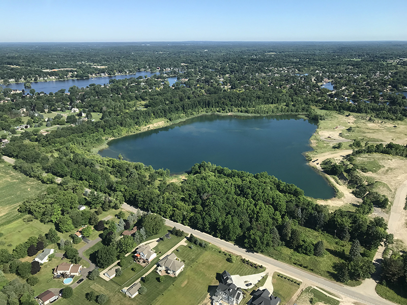 A $120 million, 203-home lakefront community is coming to Commerce Township from Franklin Property Corp. and Whitehall Real Estate Interests. // Courtesy of Franklin Property Corp.