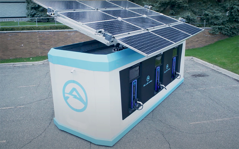 The Blue Arc Power Cube is a a fully portable remote-controlled charging station with onboard energy storage to serve a variety of needs for commercial vehicle fleets and other end uses. // Courtesy of The Shyft Group