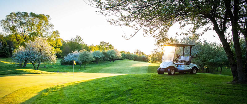 Lakeview Hills Country Club and Resort in Lexington is planning a new outdoor wedding ceremony location on one of its two 18-hole golf courses. // Courtesy of Lakeview Hills