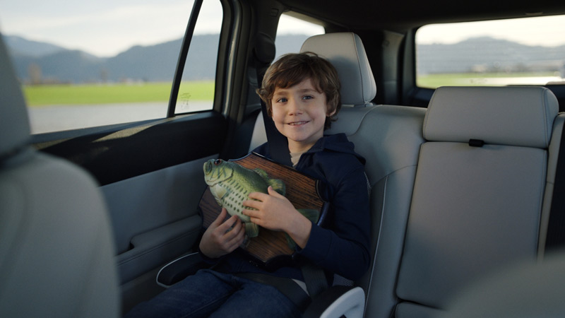 New Online Jeep Cherokee Commercial Takes Big Mouth Billy Bass to the River